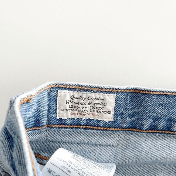 Levi Strauss & Co. Mens 501 Mid-Rise Straight-Leg Denim Jeans Blue Light-Wash 28 - Picture 7 of 14